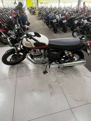 ROYAL ENFIELD-INTERCEPTOR-2024