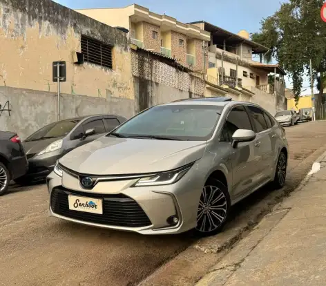 TOYOTA-COROLLA-2021