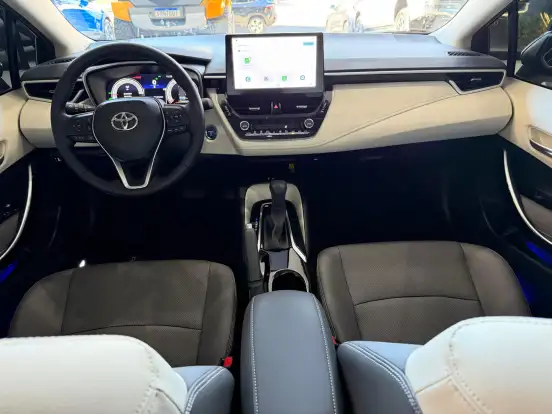 TOYOTA-COROLLA-2025