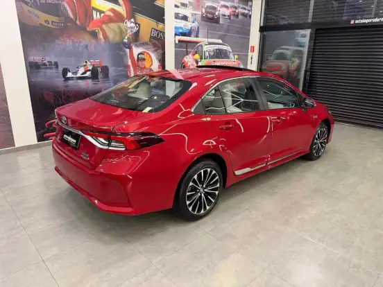 TOYOTA-COROLLA-2024
