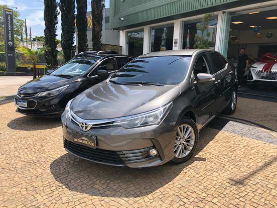 TOYOTA-COROLLA-2018