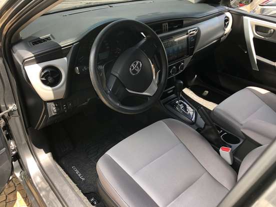 TOYOTA-COROLLA-2018