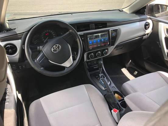 TOYOTA-COROLLA-2018
