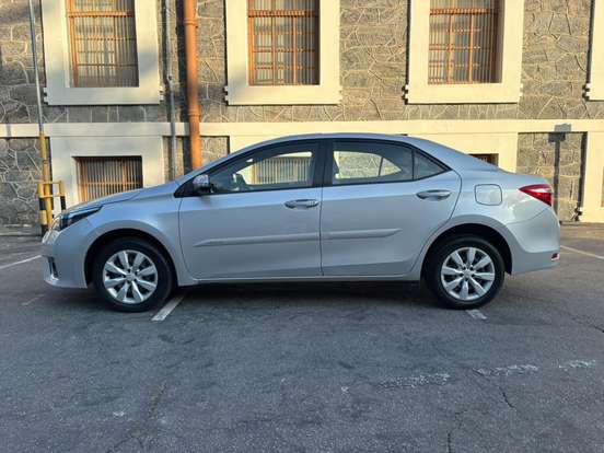TOYOTA-COROLLA-2016
