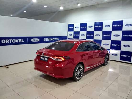 TOYOTA-COROLLA-2025