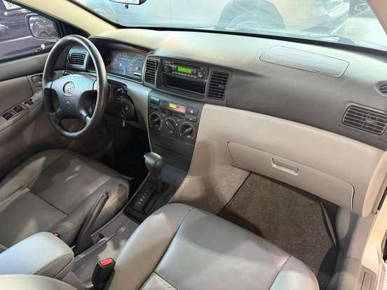 TOYOTA-COROLLA-2004