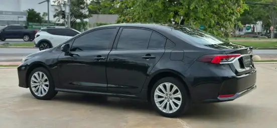 TOYOTA-COROLLA-2023