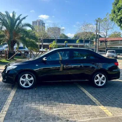 TOYOTA-COROLLA-2013