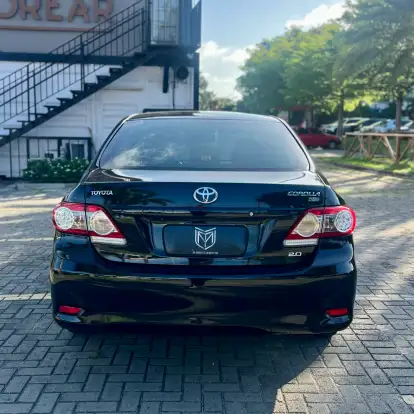 TOYOTA-COROLLA-2013