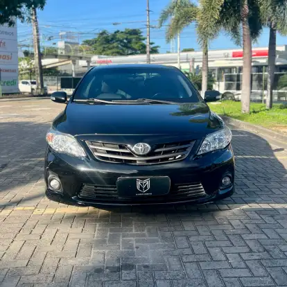 TOYOTA-COROLLA-2013