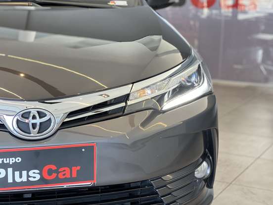 TOYOTA-COROLLA-2017