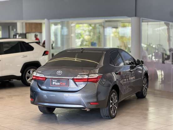 TOYOTA-COROLLA-2017