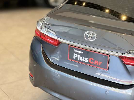 TOYOTA-COROLLA-2017