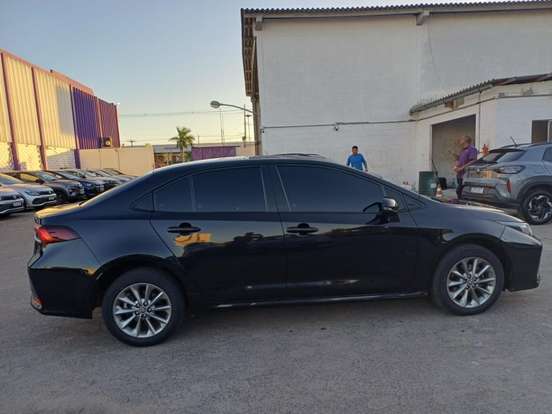 TOYOTA-COROLLA-2024