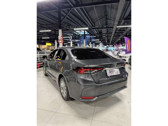 TOYOTA-COROLLA-2025