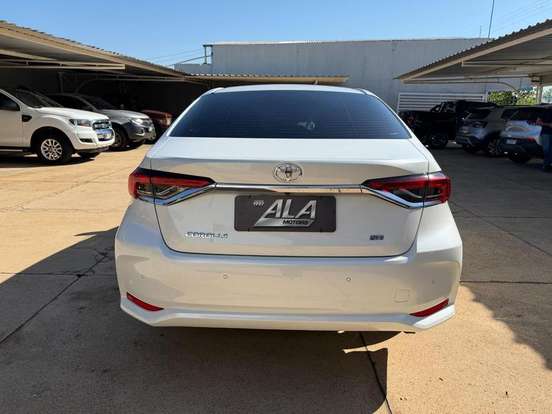 TOYOTA-COROLLA-2024