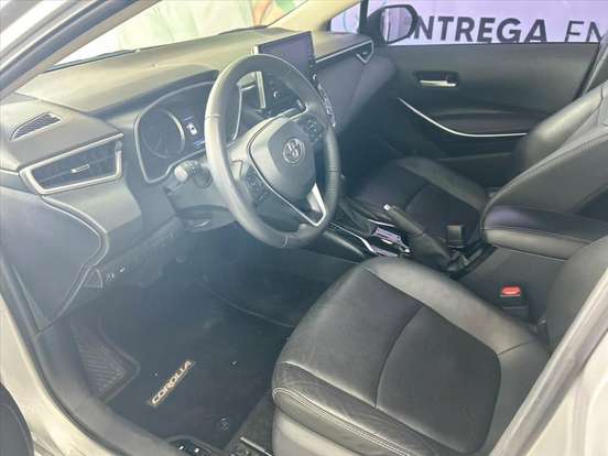 TOYOTA-COROLLA-2023