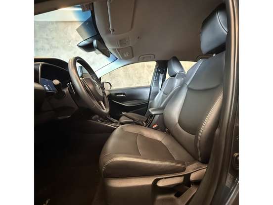 TOYOTA-COROLLA-2024