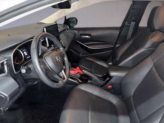 TOYOTA-COROLLA-2021