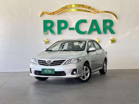 TOYOTA-COROLLA-2011