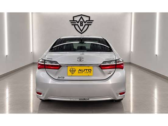 TOYOTA-COROLLA-2018