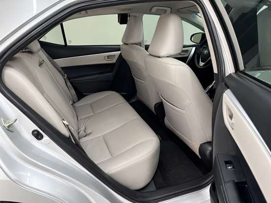 TOYOTA-COROLLA-2018
