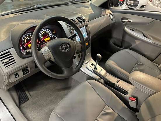 TOYOTA-COROLLA-2.0 XEI 16V FLEX 4P AUTOMÁTICO TOYOTA-COROLLA-2013