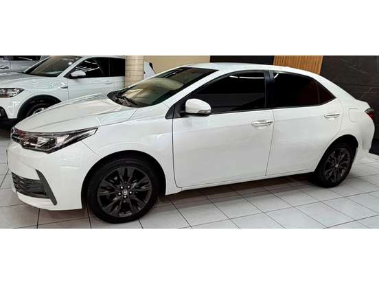 TOYOTA-COROLLA-2018