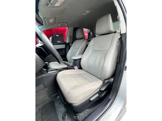 TOYOTA-COROLLA-2015