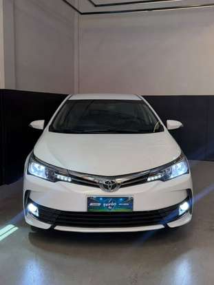 TOYOTA-COROLLA-2017