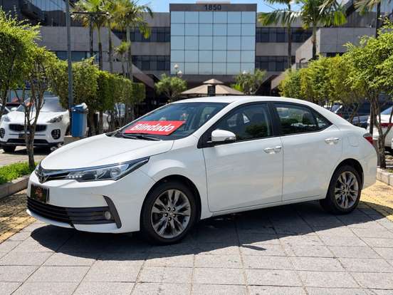 TOYOTA-COROLLA-2018