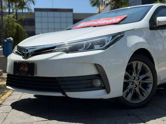 TOYOTA-COROLLA-2018
