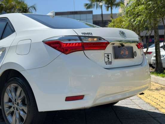 TOYOTA-COROLLA-2.0 XEI 16V FLEX 4P AUTOMÁTICO TOYOTA-COROLLA-2018
