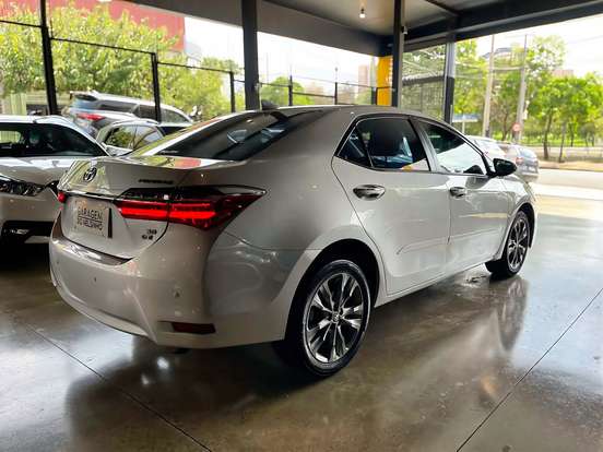 TOYOTA-COROLLA-2.0 XEI 16V FLEX 4P AUTOMÁTICO TOYOTA-COROLLA-2017