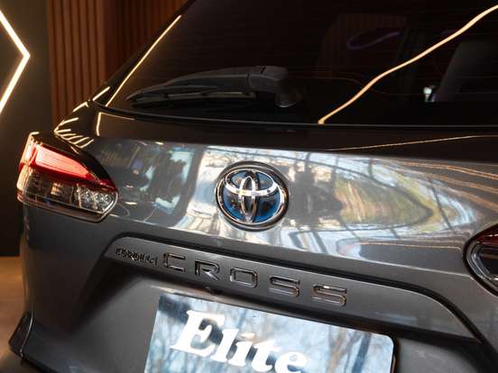 TOYOTA-COROLLA CROSS-2023
