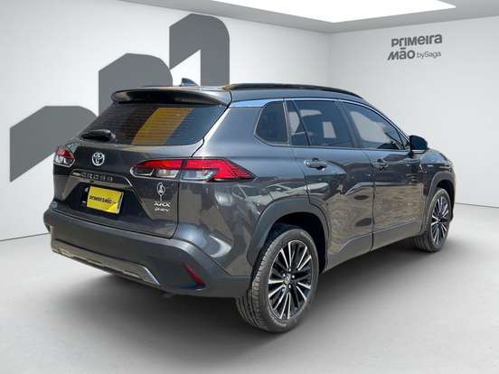 TOYOTA-COROLLA CROSS-2024