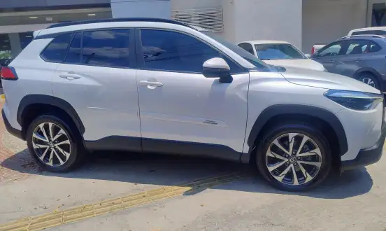 TOYOTA-COROLLA CROSS-2024