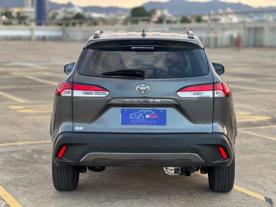 TOYOTA-COROLLA CROSS-2023