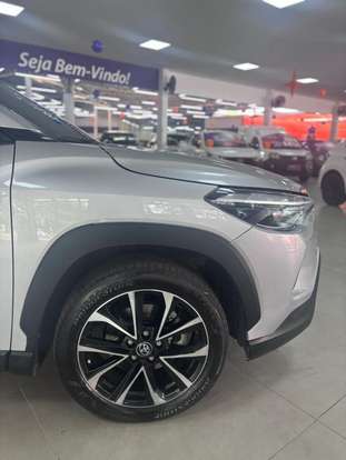 TOYOTA-COROLLA CROSS-2024