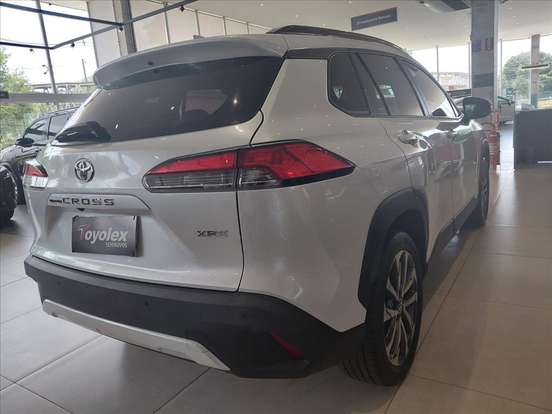 TOYOTA-COROLLA CROSS-2022