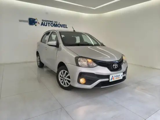 TOYOTA-ETIOS-2019