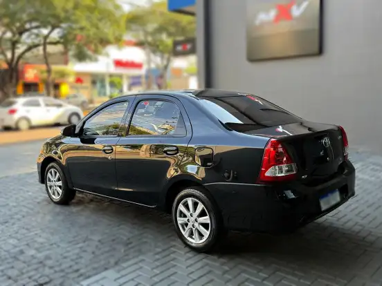 TOYOTA-ETIOS-1.5 X PLUS SEDAN 16V FLEX 4P AUTOMÁTICO TOYOTA-ETIOS-2021