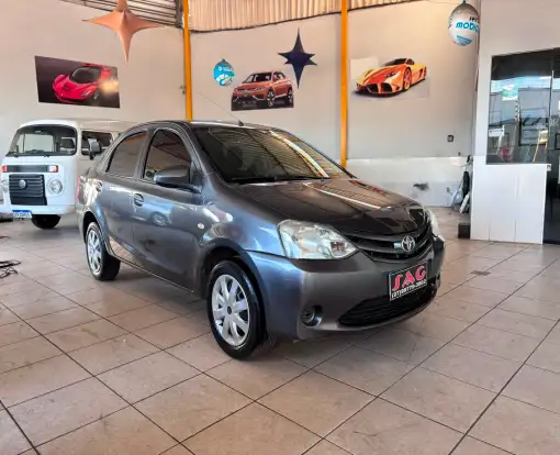 TOYOTA-ETIOS-2014