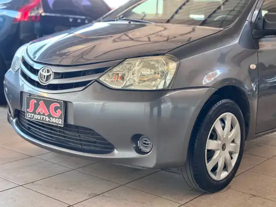 TOYOTA-ETIOS-1.5 XS SEDAN 16V FLEX 4P MANUAL TOYOTA-ETIOS-2014