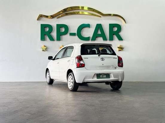 TOYOTA-ETIOS-1.3 16V FLEX 4P MANUAL TOYOTA-ETIOS-2013