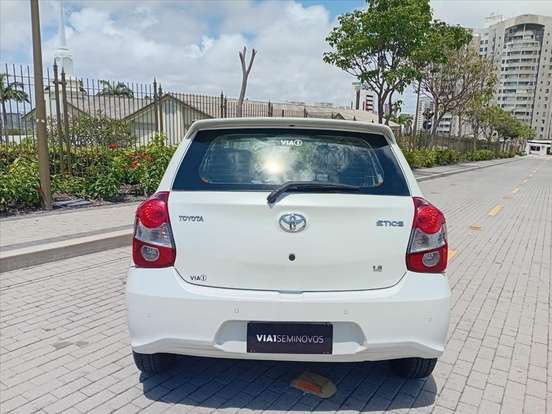 TOYOTA-ETIOS-1.3 X 16V FLEX 4P MANUAL TOYOTA-ETIOS-2019