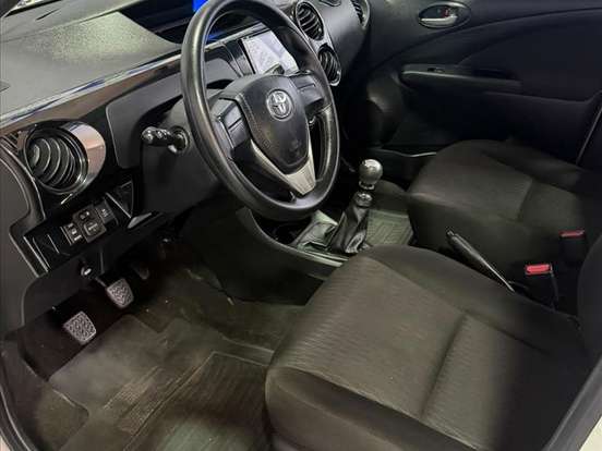 TOYOTA-ETIOS-1.3 X 16V FLEX 4P MANUAL TOYOTA-ETIOS-2019