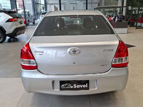 TOYOTA-ETIOS-2016