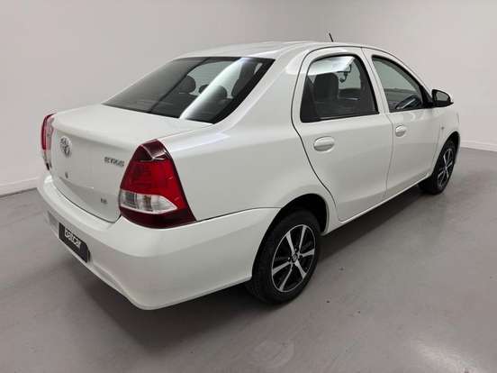 TOYOTA-ETIOS-1.5 X SEDAN 16V FLEX 4P AUTOMÁTICO TOYOTA-ETIOS-2019