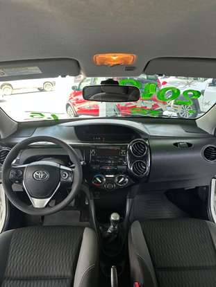 TOYOTA-ETIOS-2018